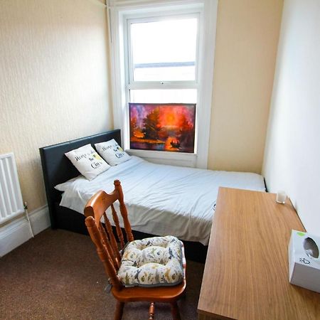 Central Bolton Accommodation ภายนอก รูปภาพ